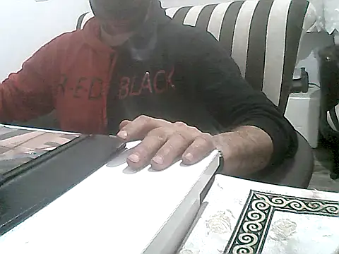 Snapshot of MezaRDanOnLineee chatting on 17, 1, 2025 MezaRDanOnLineee online show from 17, 1, 2025