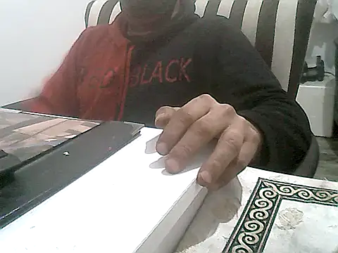 Snapshot of MezaRDanOnLineee chatting on 19, 1, 2025 MezaRDanOnLineee online show from 19, 1, 2025