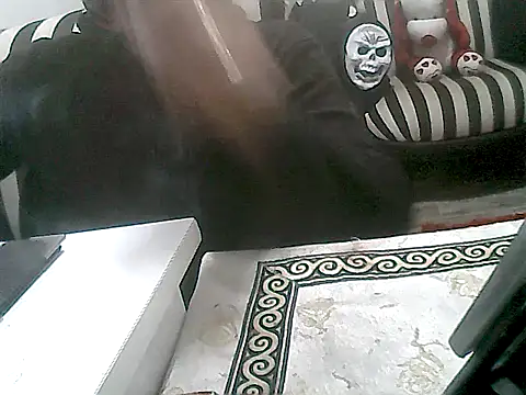 Snapshot of MezaRDanOnLineee chatting on 2, 2, 2025 MezaRDanOnLineee online show from 2, 2, 2025