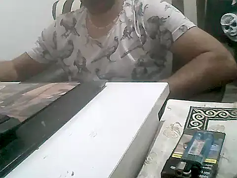 Snapshot of MezaRDanOnLineee chatting on 1, 3, 2025 MezaRDanOnLineee online show from 1, 3, 2025