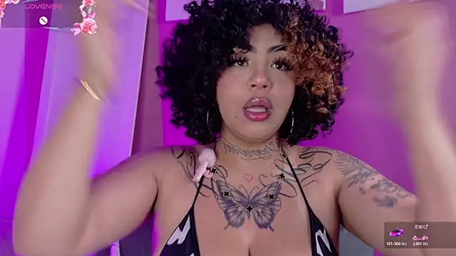 Snapshot of foxxy-lov3 chatting on 28, 4, 2026 foxxy-lov3 online show from 28, 4, 2026