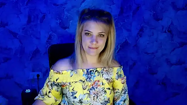 Snapshot of nika_gold1 chatting on 29, 5, 2026 nika gold1 online show from 29, 5, 2026