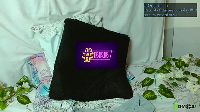 Hot Candy  online show from 3, 2, 2026