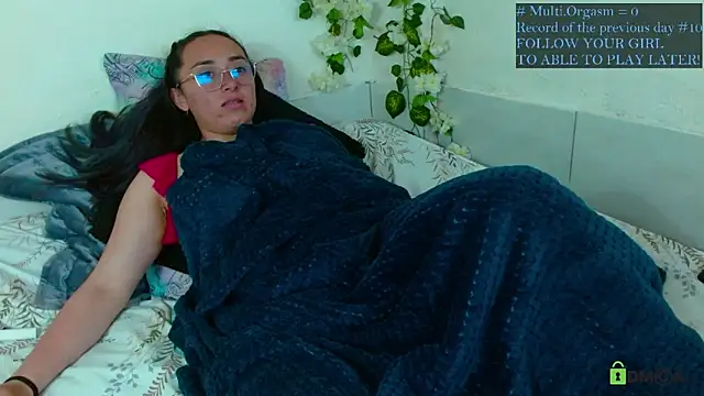 Snapshot of Hot_Candy_ chatting on 12, 5, 2026 Hot Candy online show from 12, 5, 2026