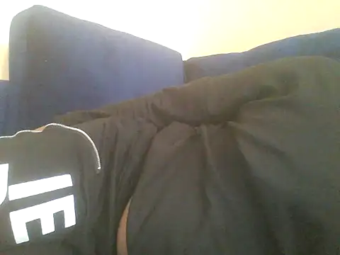 Snapshot of Sexy_Riri chatting on 4, 12, 2025 Sexy Riri online show from 4, 12, 2025