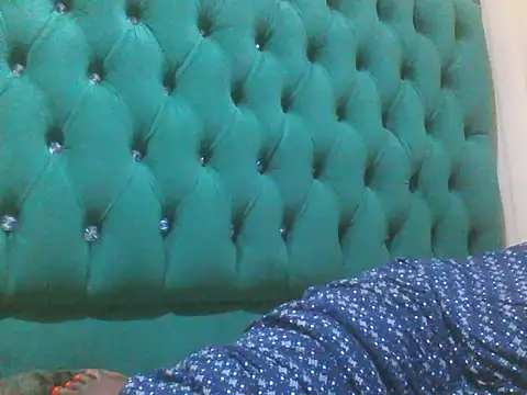 Snapshot of Sexy_Riri chatting on 20, 12, 2025 Sexy Riri online show from 20, 12, 2025