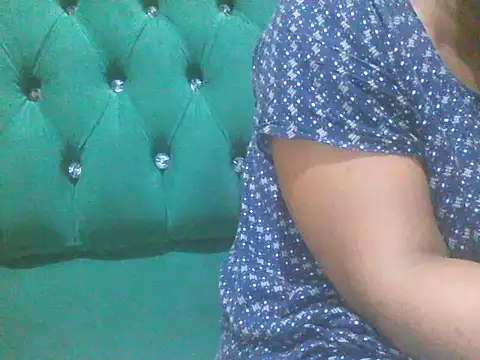 Snapshot of Sexy_Riri chatting on 7, 1, 2026 Sexy Riri online show from 7, 1, 2026