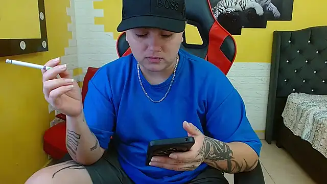 isabeautyx19 online show from 24, 9, 2025