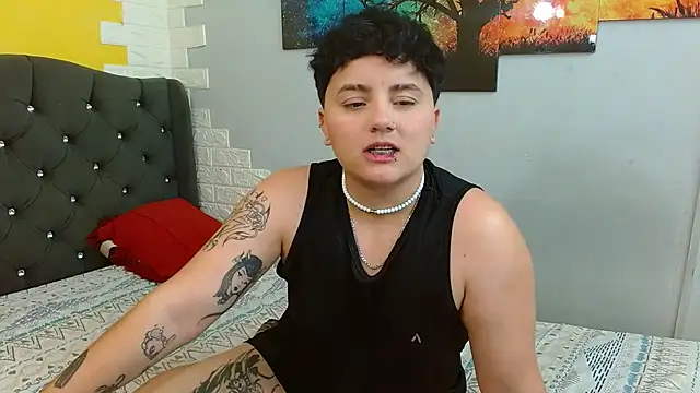 isabeautyx19 online show from 18, 10, 2025