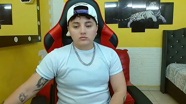 isabeautyx19 online show from 15, 11, 2025