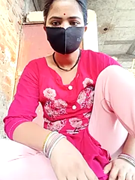Snapshot of Mamta_Chaterjee chatting on 14, 5, 2026 Mamta Chaterjee online show from 14, 5, 2026