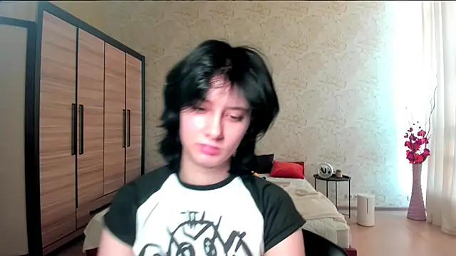 JulisSweet online show from 10, 2, 2025