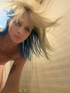 Snapshot of Cutetrans90 chatting on 19, 11, 2025 Cutetrans90 online show from 19, 11, 2025