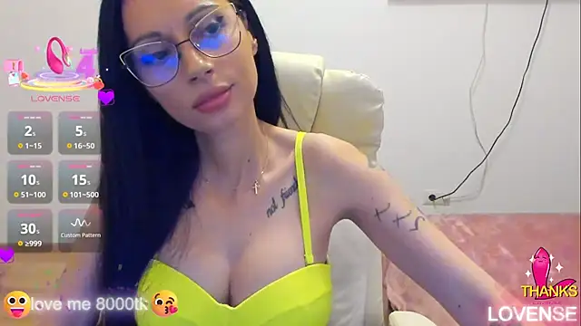 kissnicol32 online show from 21, 11, 2025