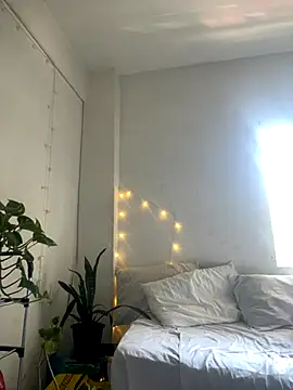 melisabunnny online show from 4, 12, 2025