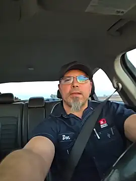 KrazyLegz online show from 10, 2, 2026