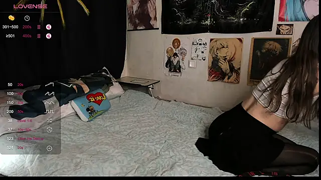 Lori Foxy online show from 20, 12, 2024