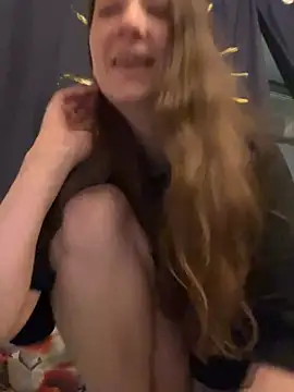 Lori Foxy online show from 6, 1, 2025