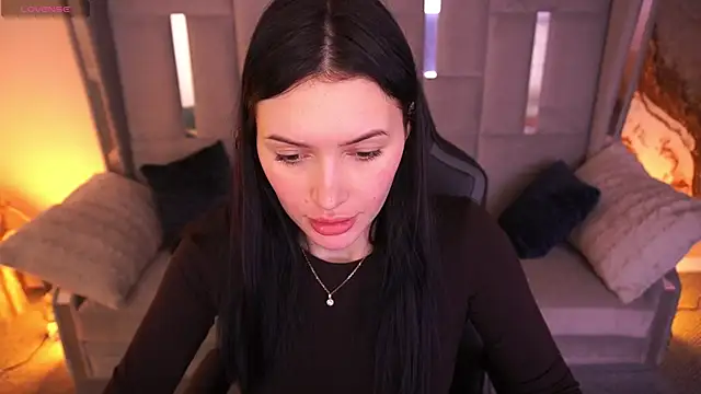 MilaSecrett online show from 15, 12, 2025