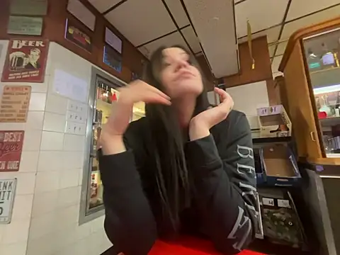 skinwalkingzombie online show from 18, 2, 2025