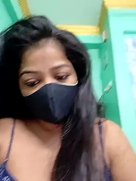 Snapshot of Monalisa_Singh chatting on 29, 4, 2026 Monalisa Singh online show from 29, 4, 2026