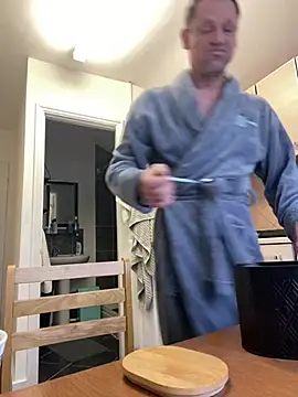 Yourhotboy 42 online show from 8, 3, 2025