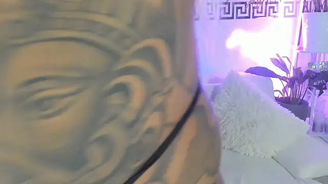 Snapshot of CocoSkyy chatting on 8, 1, 2025 CocoSkyy online show from 8, 1, 2025