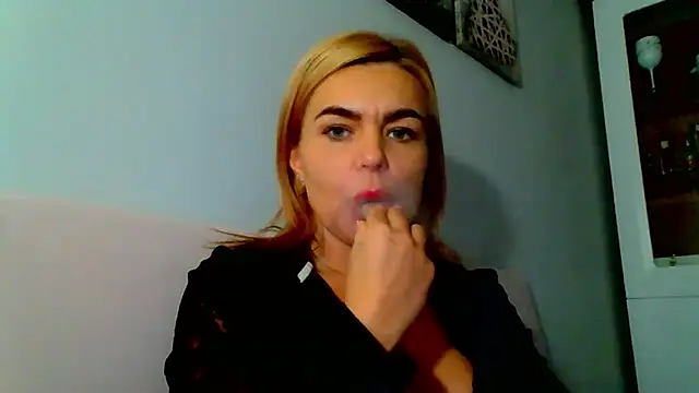 DESIREjenny online show from 9, 12, 2024