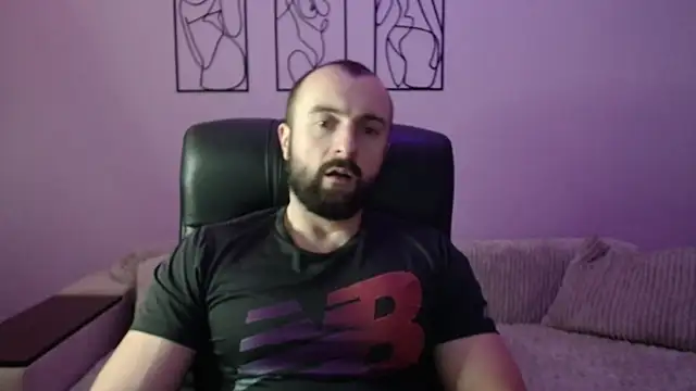 Snapshot of brindlefly6969 chatting on 14, 11, 2025 brindlefly6969 online show from 14, 11, 2025