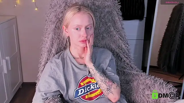 MalenaErnman online show from 20, 11, 2025