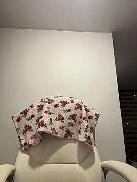 pamell col online show from 13, 11, 2025