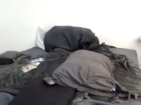 Iliketocooksquirt25 online show from 6, 3, 2025