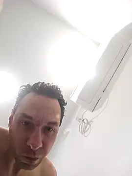 Iliketocooksquirt25 online show from 10, 2, 2026