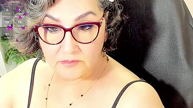 cataleya mom online show from 4, 3, 2026