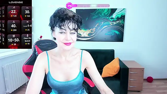 Silvia Wallec online show from 4, 3, 2026