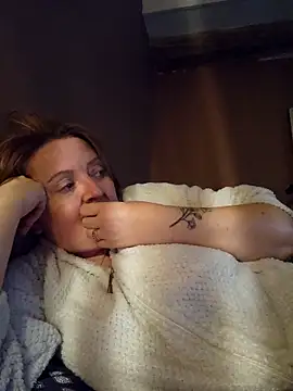 Snapshot of lady_charlyne chatting on 3, 3, 2026 lady charlyne online show from 3, 3, 2026