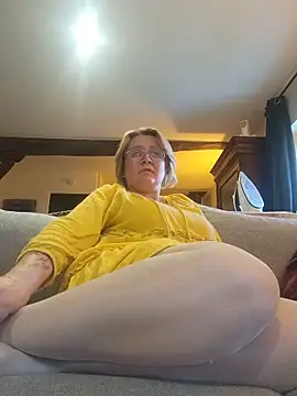 lady charlyne online show from 12, 5, 2026