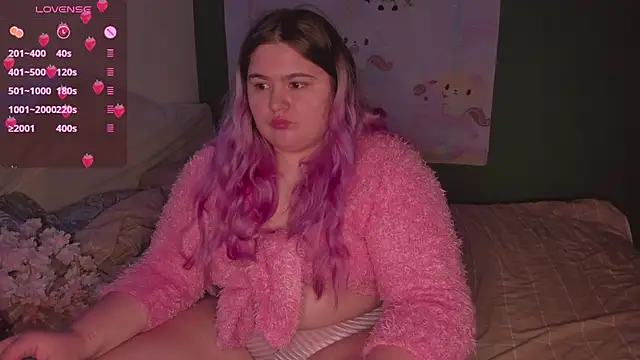 Snapshot of Freakcute_ chatting on 17, 2, 2025 Freakcute  online show from 17, 2, 2025