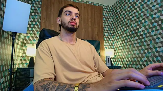 Michael magno online show from 7, 10, 2025