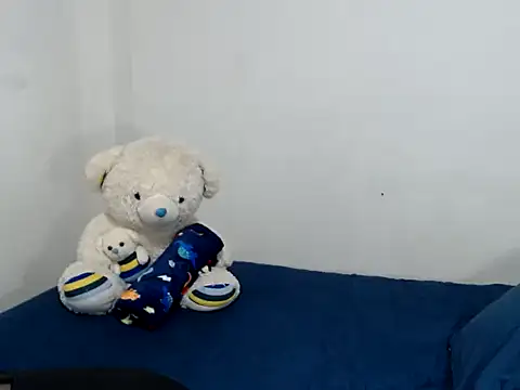 Chantal hott online show from 11, 1, 2025