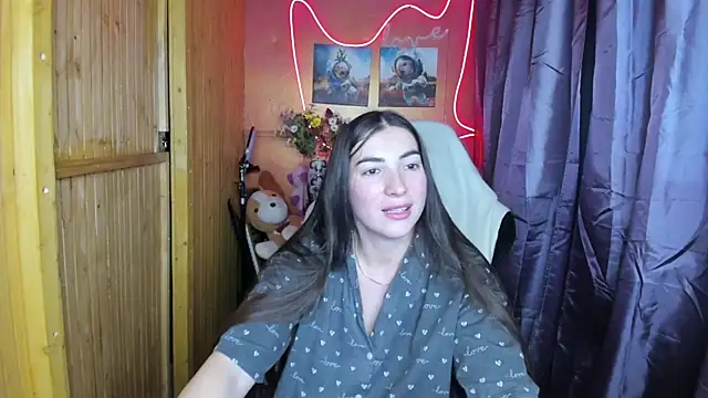 Snapshot of Fiery_Brunette_ chatting on 26, 12, 2024 Fiery Brunette online show from 26, 12, 2024