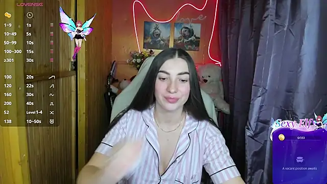 Snapshot of Fiery_Brunette_ chatting on 8, 1, 2025 Fiery Brunette online show from 8, 1, 2025