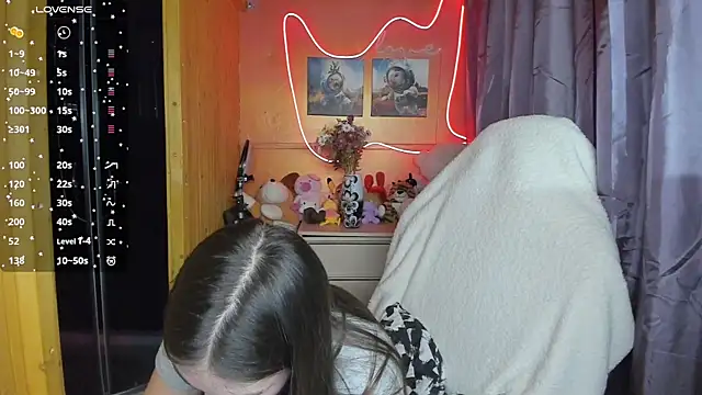 Snapshot of Fiery_Brunette_ chatting on 11, 3, 2025 Fiery Brunette online show from 11, 3, 2025