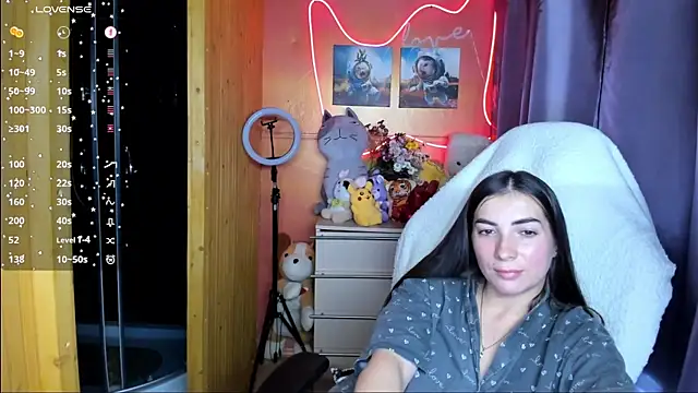 Snapshot of Fiery_Brunette_ chatting on 28, 9, 2025 Fiery Brunette online show from 28, 9, 2025