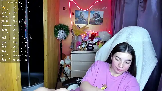 Fiery Brunette  online show from 9, 1, 2026