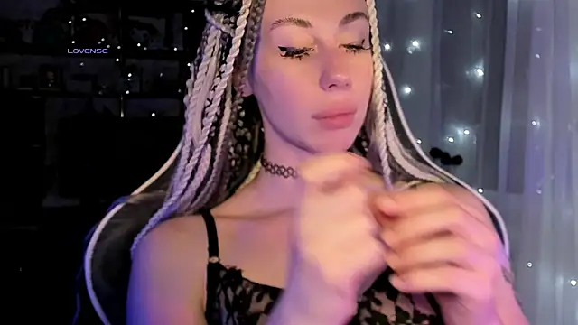 elena addiction online show from 8, 7, 2026