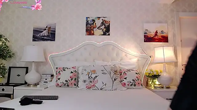 Snapshot of IreneHope chatting on 7, 5, 2026 IreneHope online show from 7, 5, 2026