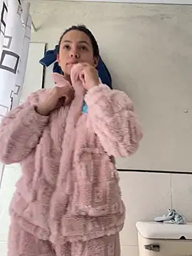 hannahb-e online show from 15, 3, 2026