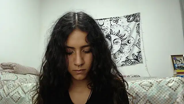 Snapshot of AlinaWoolf_ chatting on 25, 12, 2024 AlinaWoolf online show from 25, 12, 2024