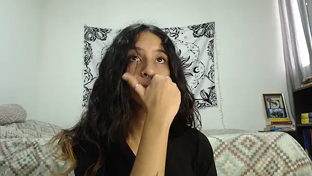 Snapshot of AlinaWoolf_ chatting on 30, 12, 2024 AlinaWoolf online show from 30, 12, 2024